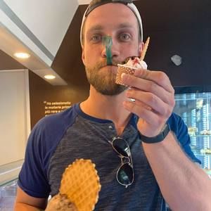 Meet your Posher, Marty